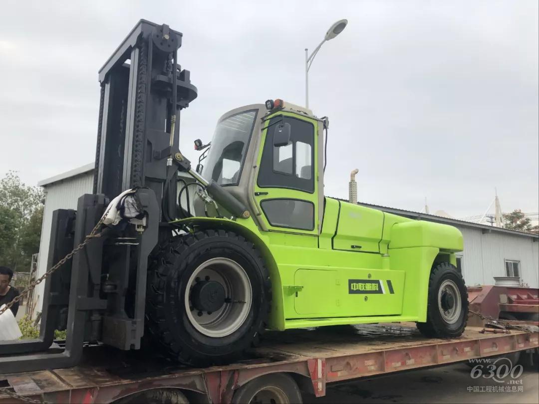 中聯(lián)重科工業(yè)車輛公司F160型16噸大噸位叉車產(chǎn)品順利交付