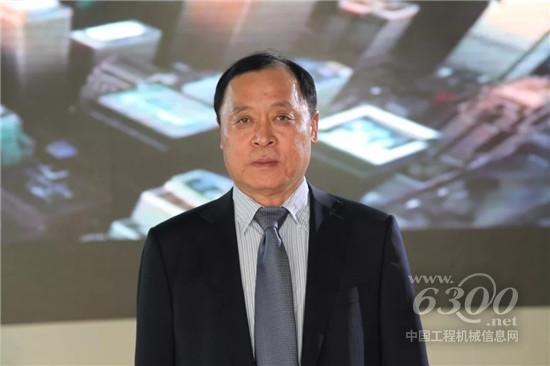 山東臨工董事長王志中