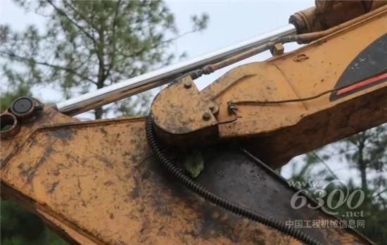 挖掘機(jī)掉臂7大原因