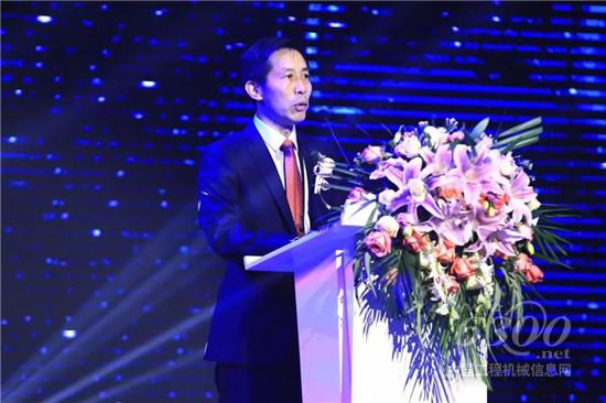 上汽紅巖公司黨委書記夏洪彬