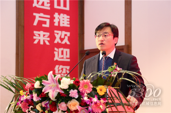 中國(guó)工程機(jī)械工業(yè)協(xié)會(huì)會(huì)長(zhǎng)祁俊