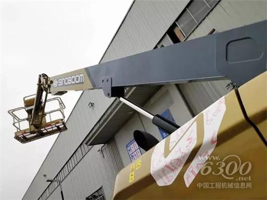 柳工PTT160C高空作業車
