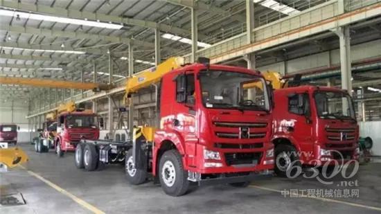 漢風(fēng)G系列底盤+G系列隨車起重機(jī)上裝