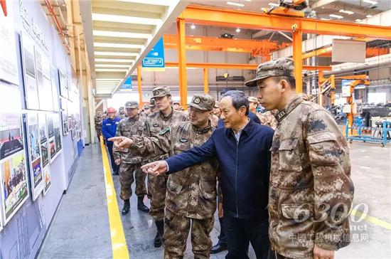 王民董事長介紹徐工集團(tuán)的紅色歷程