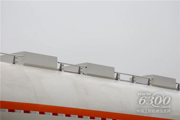 中集凌宇新款鋁合金易燃液體運輸車，來了！
