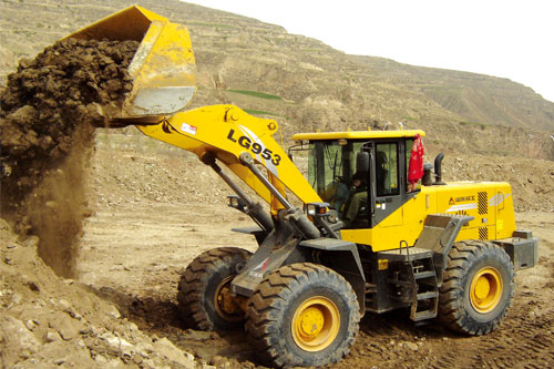 山東臨工LG953N5噸級(jí)輪式裝載機(jī)
