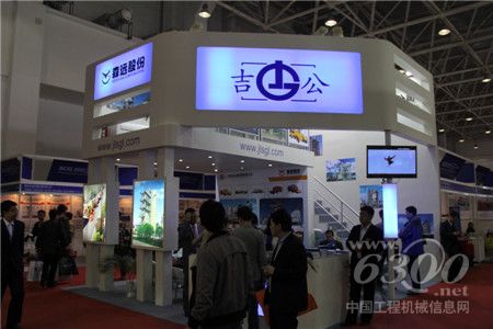 品質為先 筑路天下—專訪吉林省公路機械有限公司經營副總許長虹