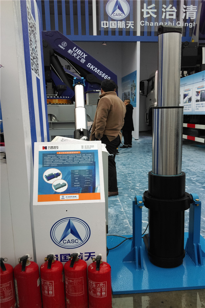 Bauma China 2016——長治清華機械廠展臺風采