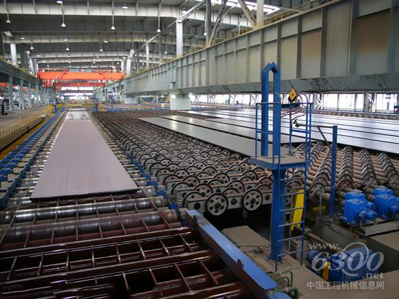 2015年全國鋼材產量為112350萬噸，比上年增長0.6%