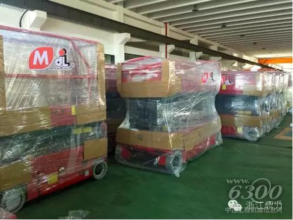 雙品牌”訂單準備發運
