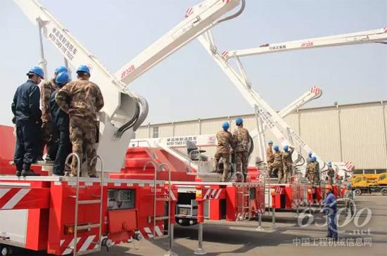 中國人民解放軍消防車培訓