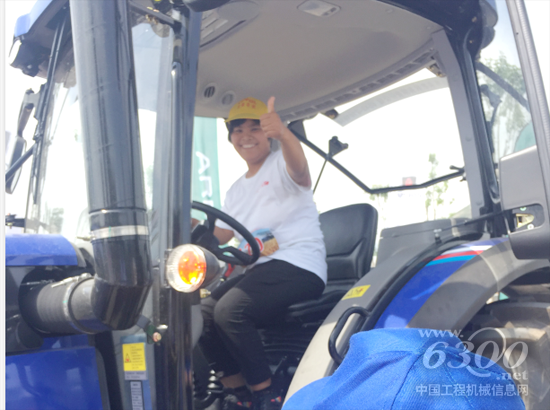 雷沃歐豹成為濱州機手大賽唯一指定用車6.png