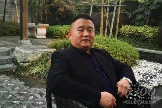 鄂州市立德工程機械有限公司總經(jīng)理 王迪坤