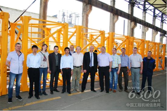 中聯重科與白俄當地企業合作的首批塔機標準節完成驗收
