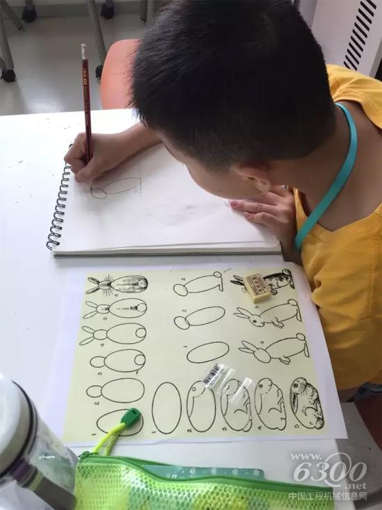 少年的心，在“卡特彼勒英語夏令營”揚帆起航