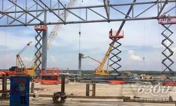 鼎力高空作業平臺用速度與激情打造漢南機場