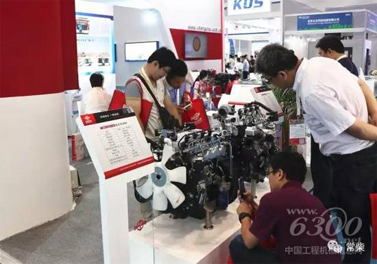 公司車用國五多缸機、4G33系列多缸機吸引眾多客商關注