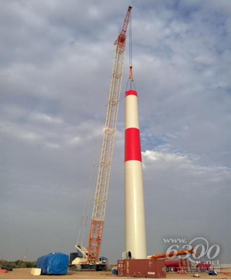 QUY500履帶起重機(jī)正在風(fēng)電項(xiàng)目現(xiàn)場施工