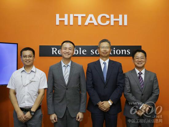 日立ZH200-5A混合動力挖掘機新產品發布會現場