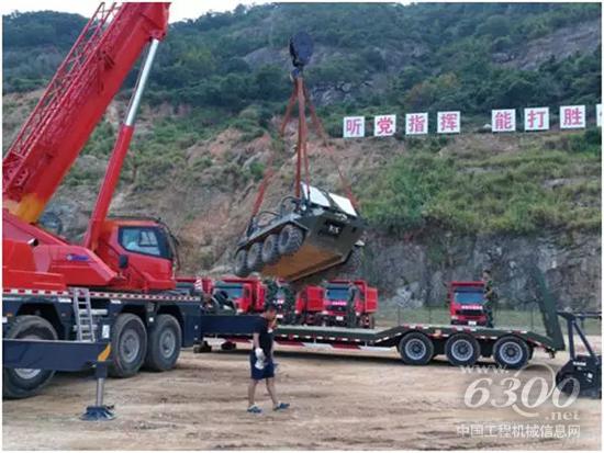 裝運山貓全地形車