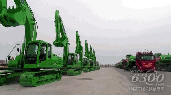 徐工挖掘機批量出口泰國