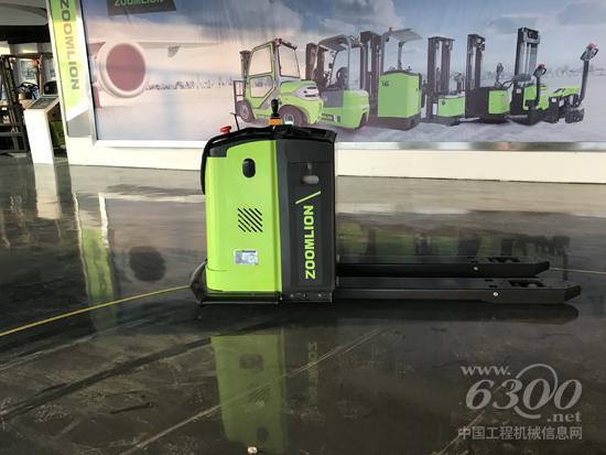 中聯重科工業車輛公司TB20V1系列AGV搬運叉車