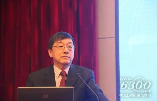 新疆暢達路通機械設備有限公司總經理李立群