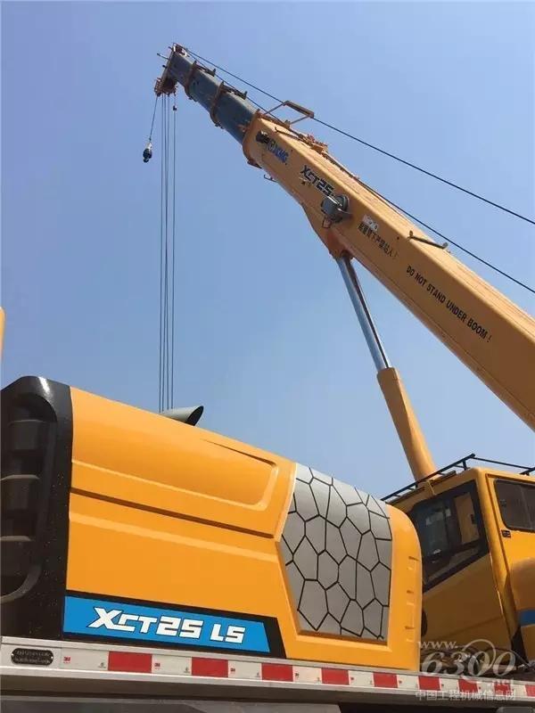 在武漢，XCT25搶修大型設備