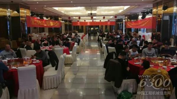 中集凌宇聯合當地代理商在保定舉辦了交車儀式及客戶答謝會