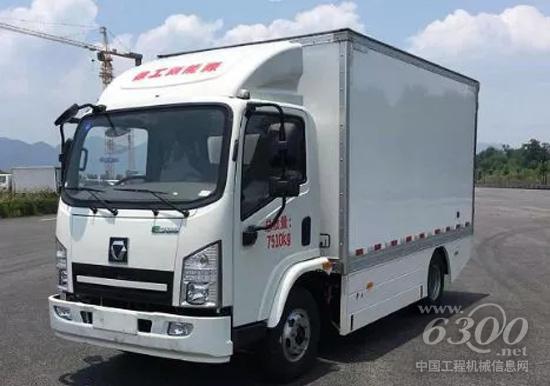 徐工環衛首款21桶純電動密閉式桶裝垃圾車成功下線