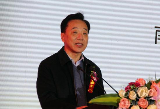 南京混凝土協會管理處處長萬仁瑜致辭