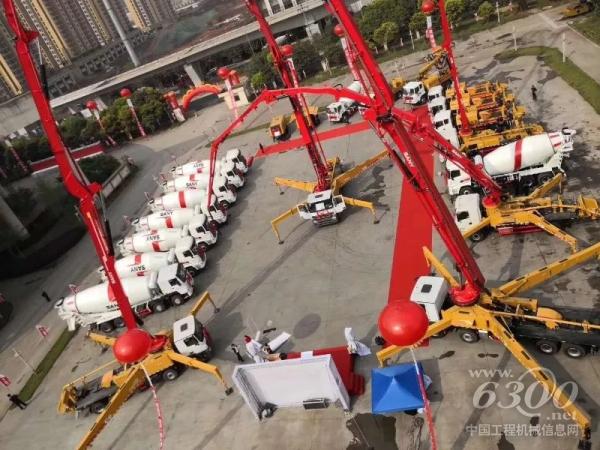 重慶站，霸氣側漏的外場展區(qū)