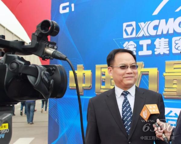 徐工進出口公司副總經理馬小扣接受采訪