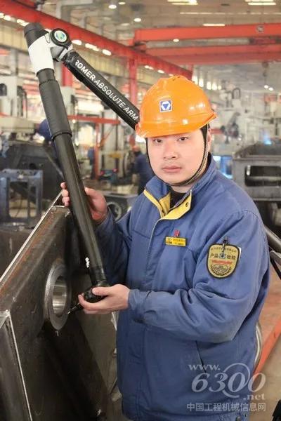 負責把關產品質量的檢驗人員