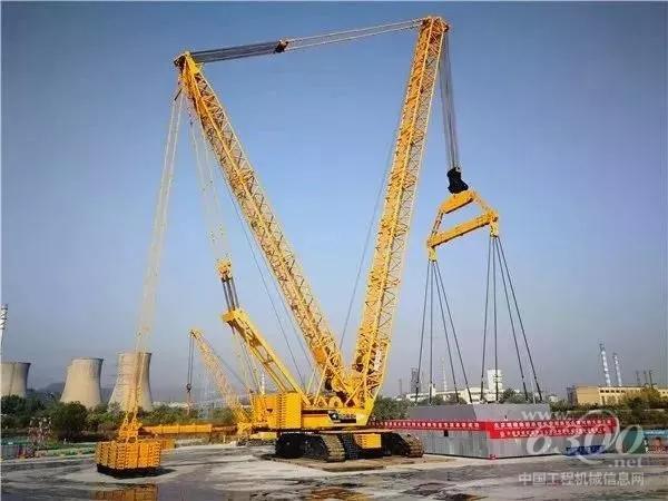 徐工XGC28000在北京永定河特大橋項目實現毫米級精度吊裝