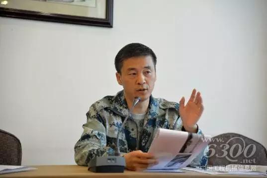 徐工起重機械事業部營銷公司常務副總經理王萬才