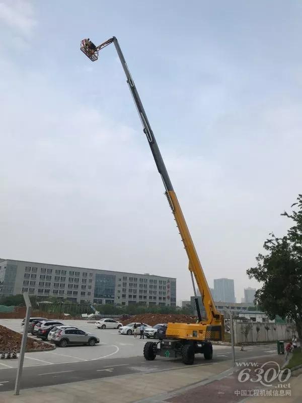 Haulotte HT43RTJ PRO -43米柴油直臂式高空作業平臺