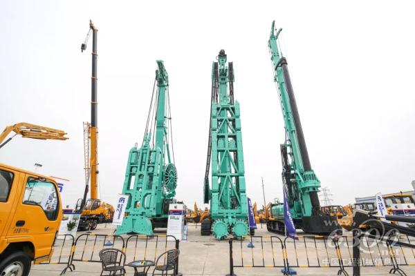 柳工金泰樁基礎設備