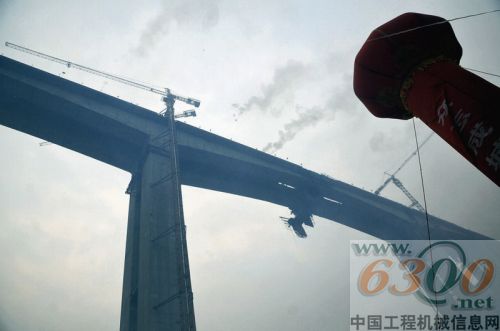 鄭盧高速公路,小鐵溝特大橋,合龍