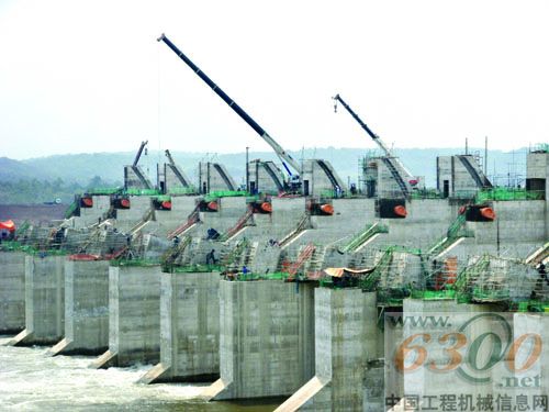 中聯(lián) 起重機(jī)