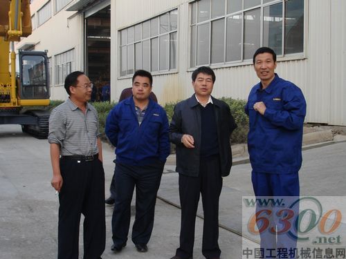 內蒙古化德縣付涌泉書記蒞臨力士德參觀考察