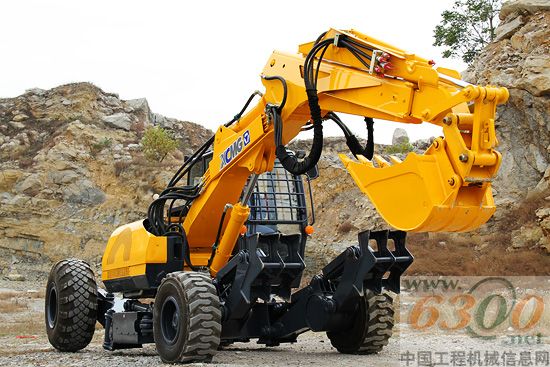 徐工“鋼鐵蜘蛛俠”ET110步履式挖掘機