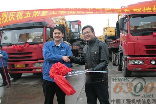 玉柴，挖掘機