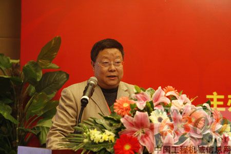 中國市政工程協會城市道路照明專業委員會副秘書長毛遠森