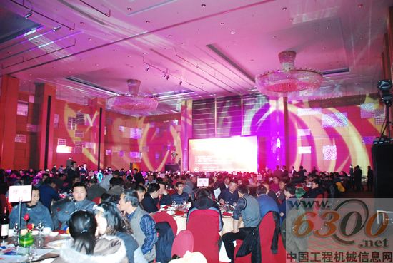 三一重機包頭弘達品牌推廣及2010年感恩會