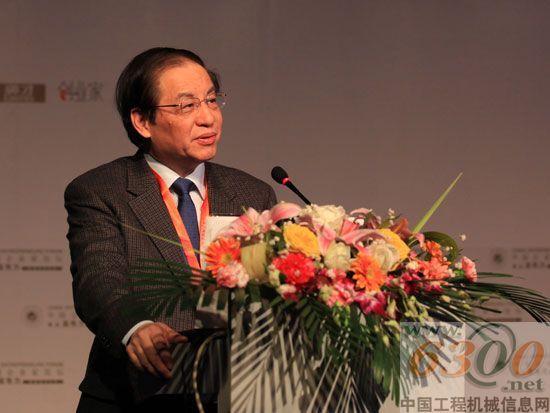 中國(guó)銀監(jiān)會(huì)主席劉明康演講