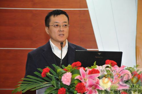 徐工科技營銷公司副總經(jīng)理葉鋼解讀商務(wù)政策