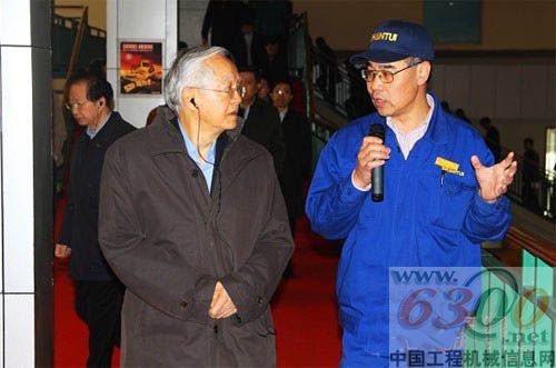 國家科技部原部長徐冠華一行調(diào)研山推