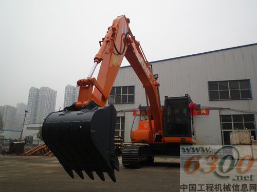 恒天九五JV150中型挖掘機下線