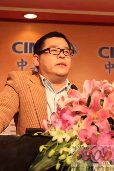 洛陽中集凌宇汽車有限公司副總經理胡柏林先生